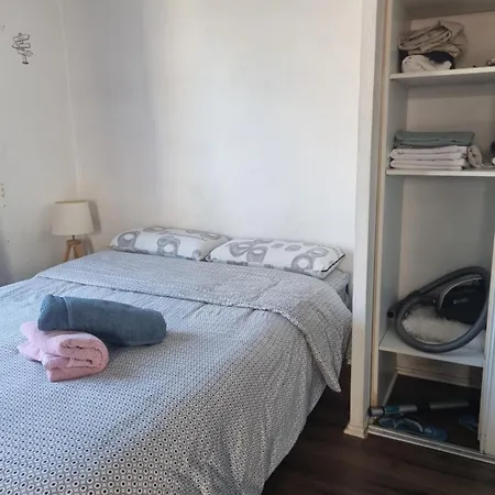 Jolie Studio A *
